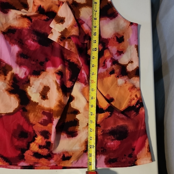 LOFT Pink and Red Asymmetrical Ruffled Sleeveless Blouse - Picture 4 of 5